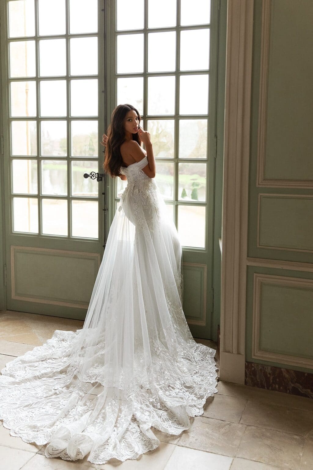 ELEGANCE - Image 4