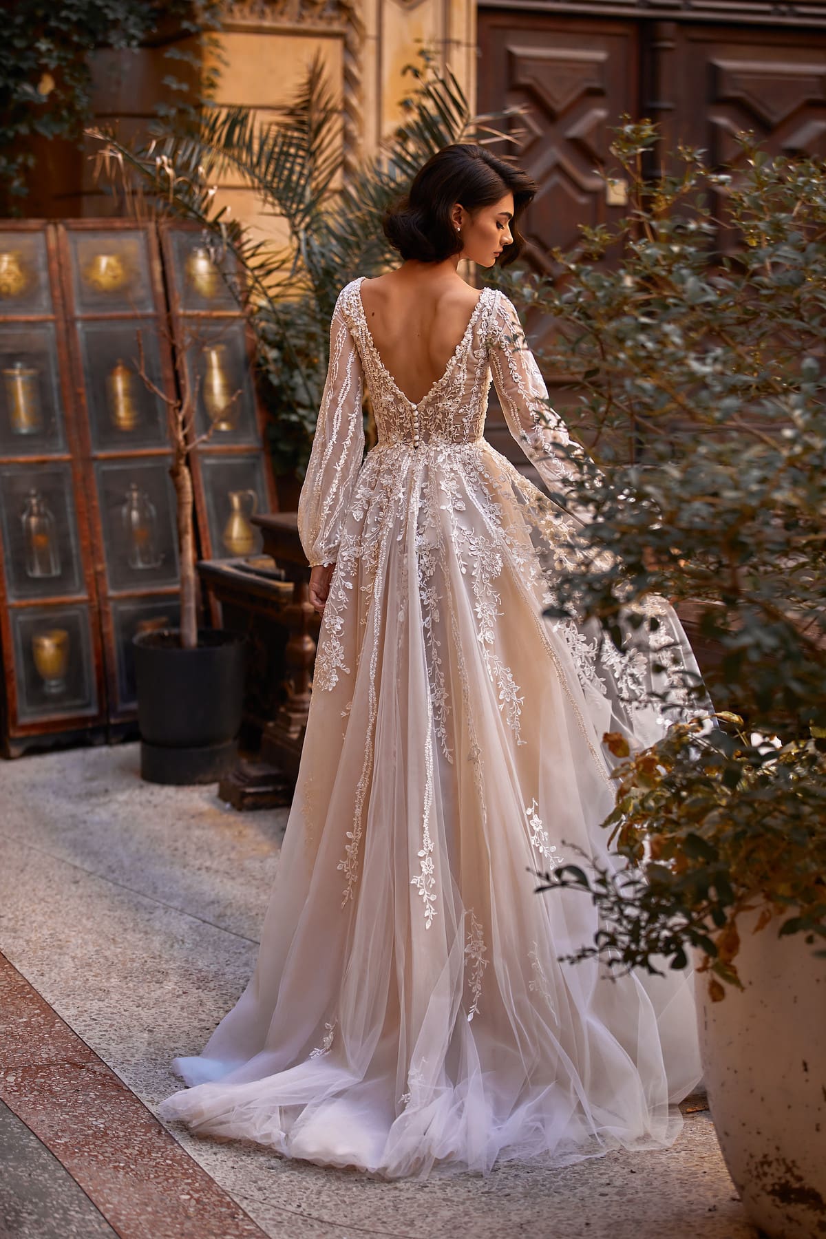 LIGHT KISS - Image 4