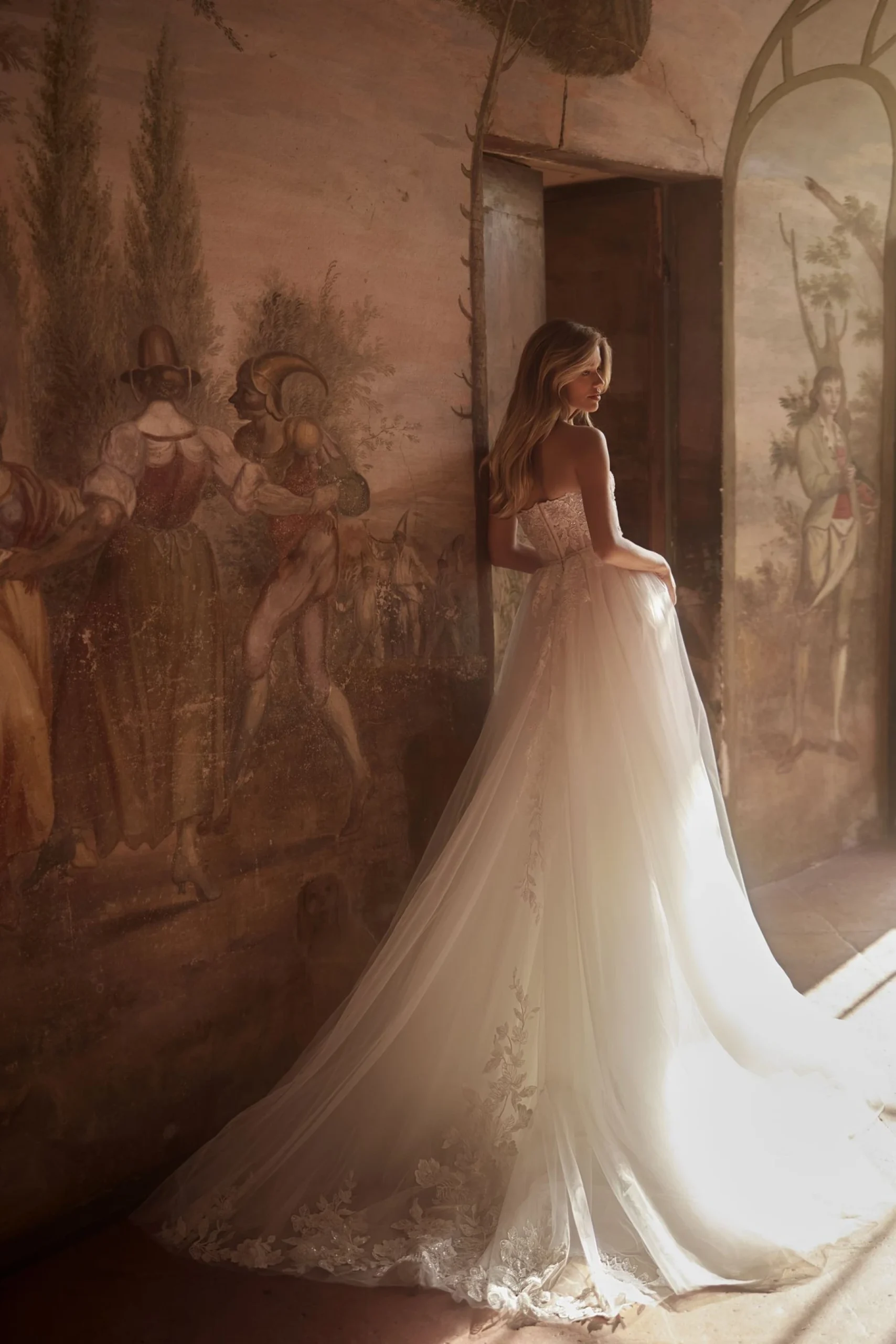 Couture Love - Image 2