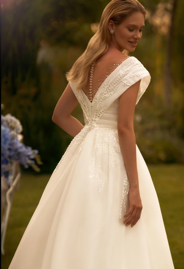 Graceful - Image 5